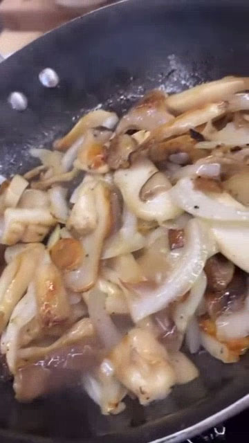 Sauteed mushrooms 