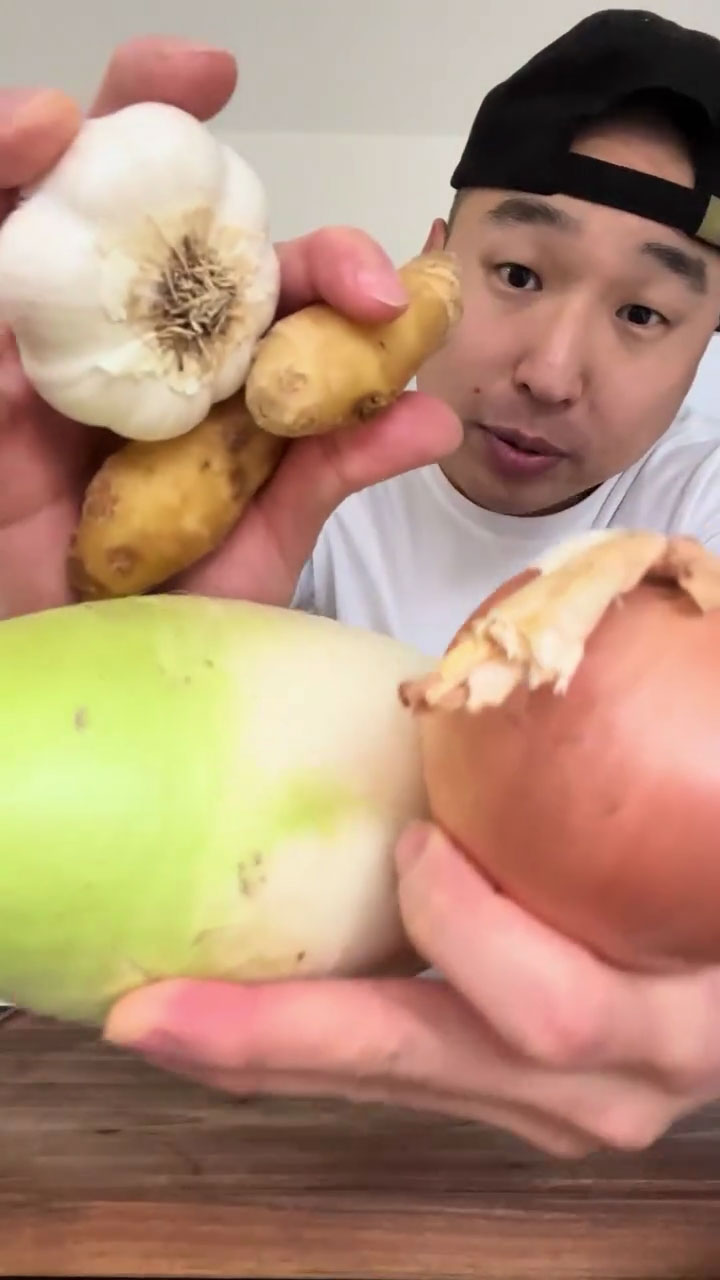 Garlic, Ginger, Korean Radish, and Onion