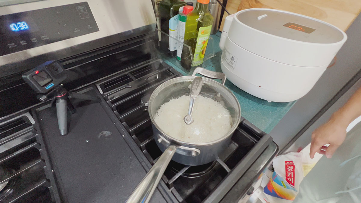 Steaming white rice