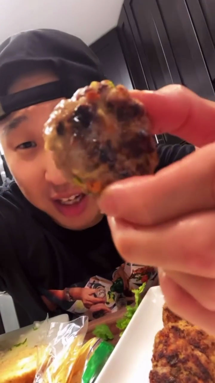 Chef Chris Cho making Korean mini beef patties 