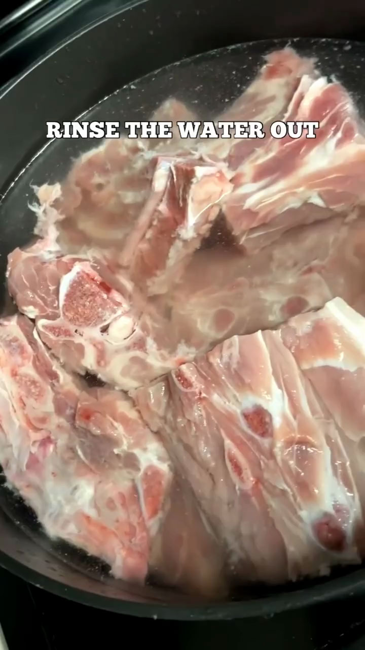 Pork bones after soaking 