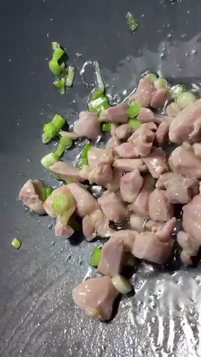 Sauteed scallions and chicken