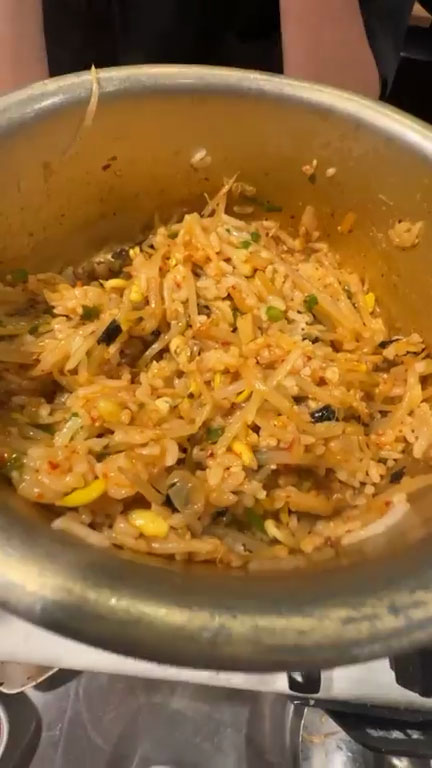 Kongnamul Bap or Soybean Sprout Rice