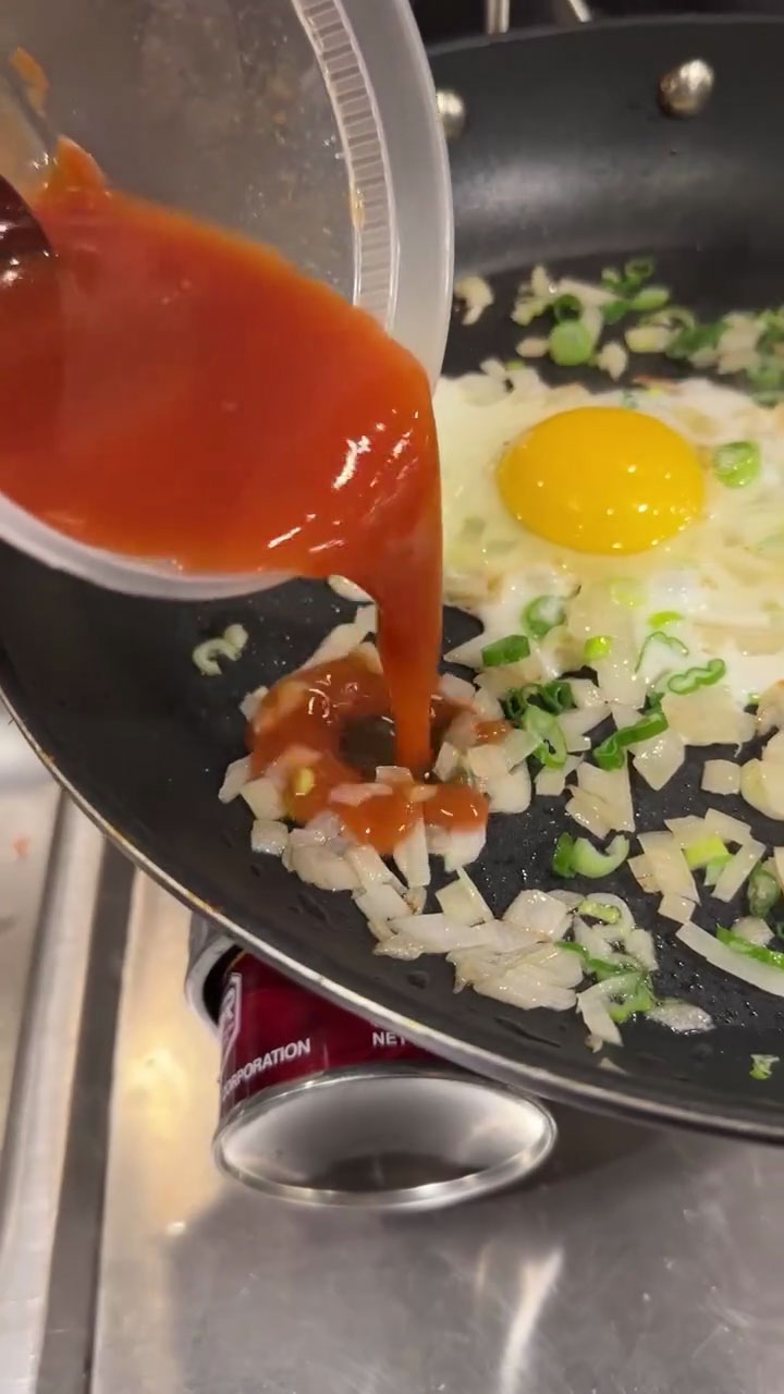 Combine the sauce ingredients and add to the eggs