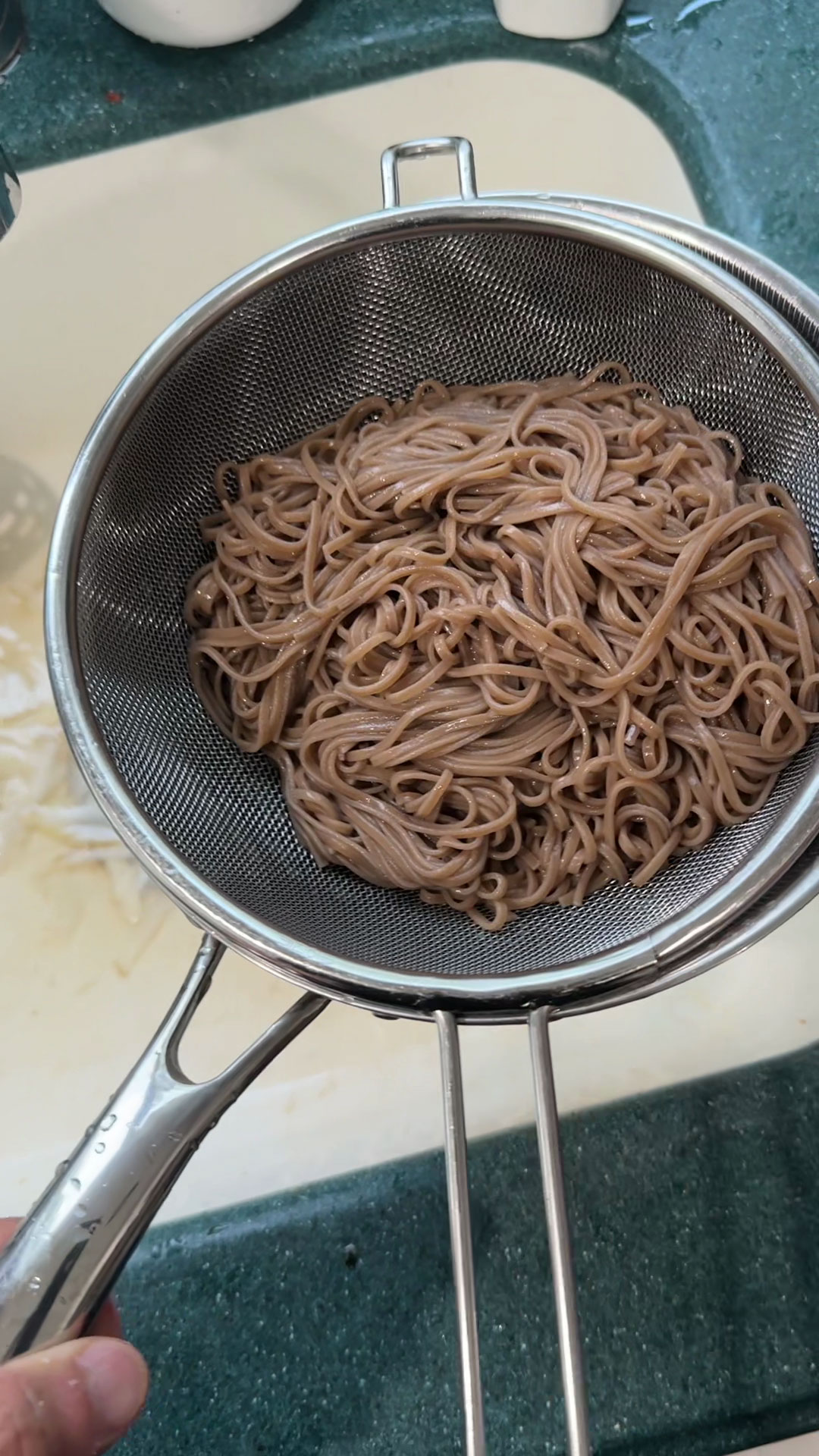 Leave the noodles to drain 