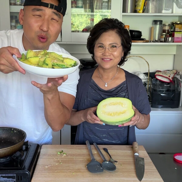 Korean Zucchini Stir Fry (Hobak Bokkeum) 