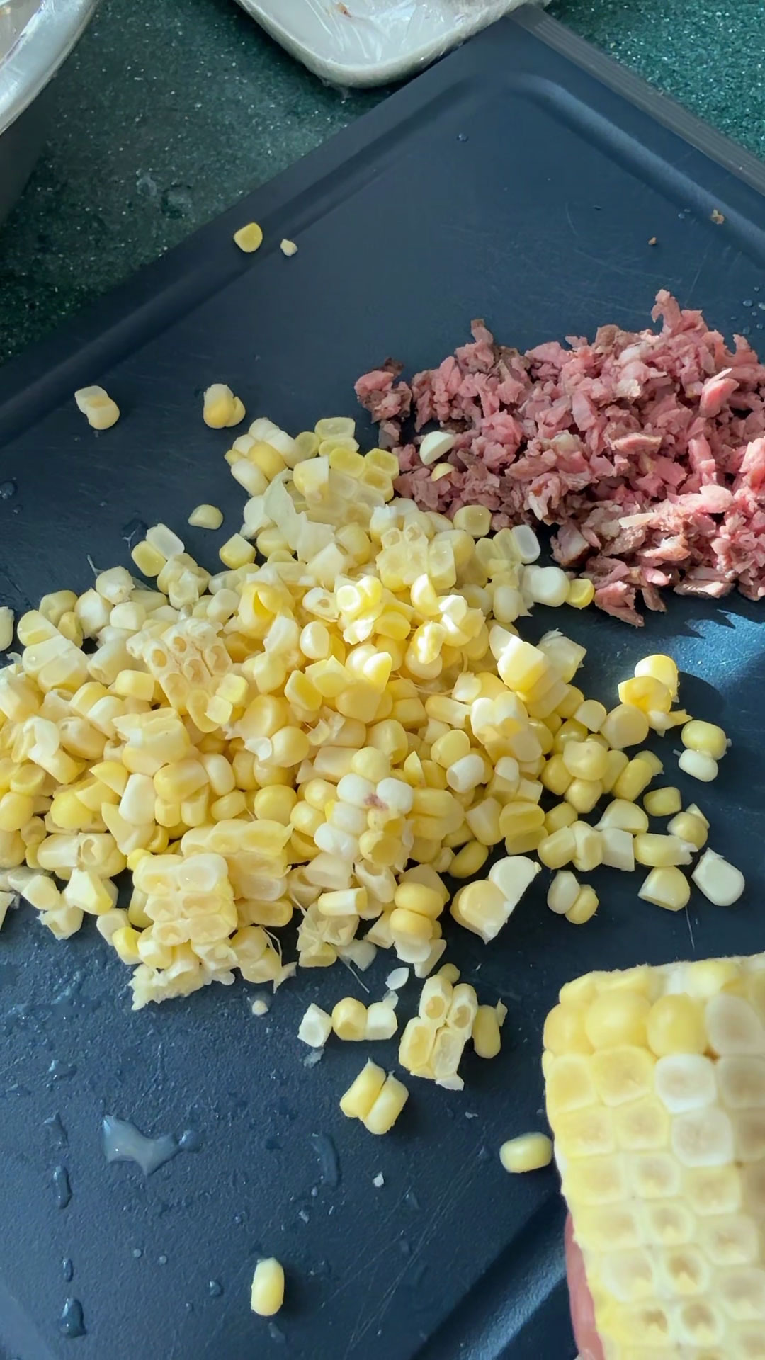 Minced corn and steak 