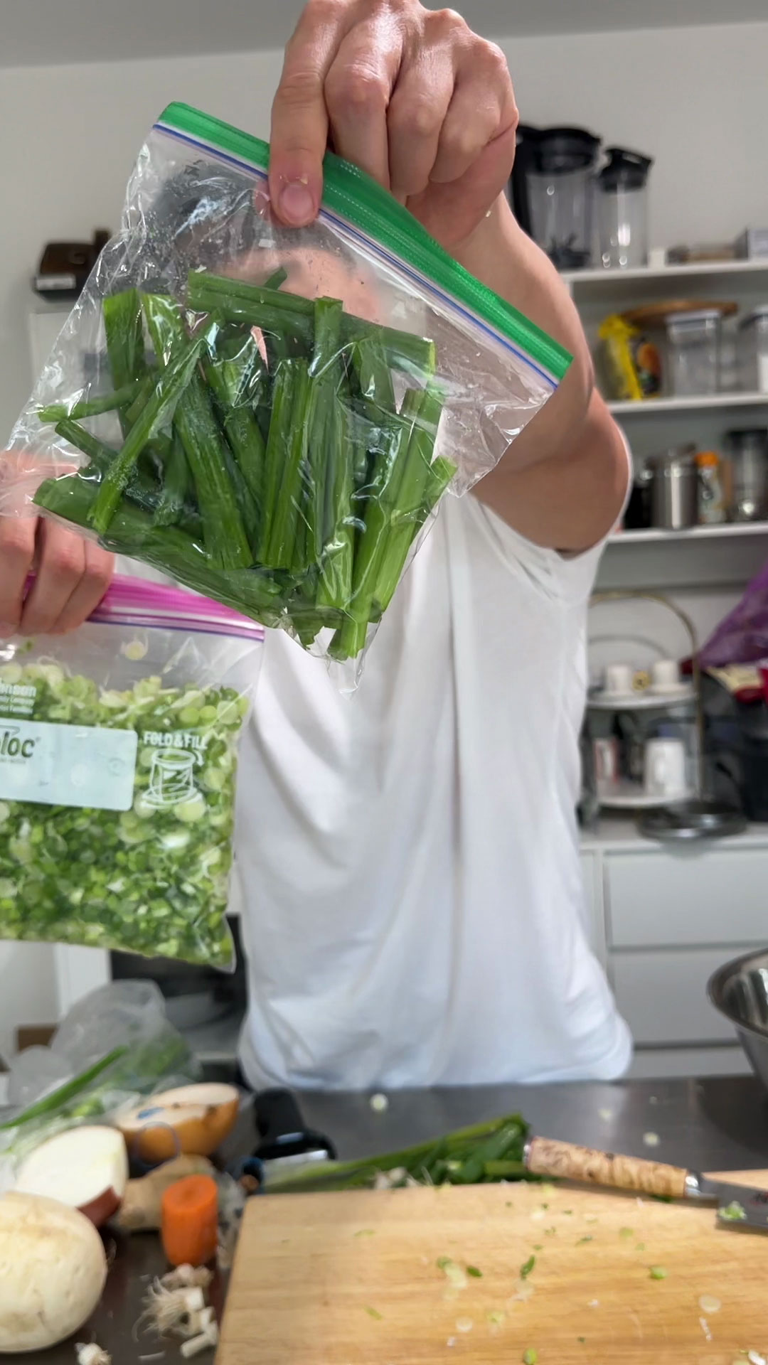 Place scallions in freezer bags 