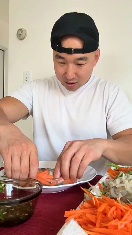 Tuck and roll the spring roll