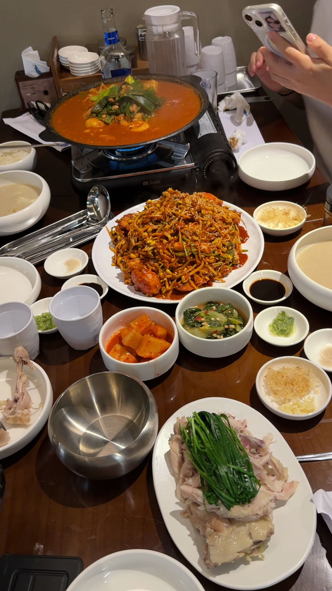 Cheonggukjang Dakdoritang, Spicy Braised Chicken, and Samgye Baekban