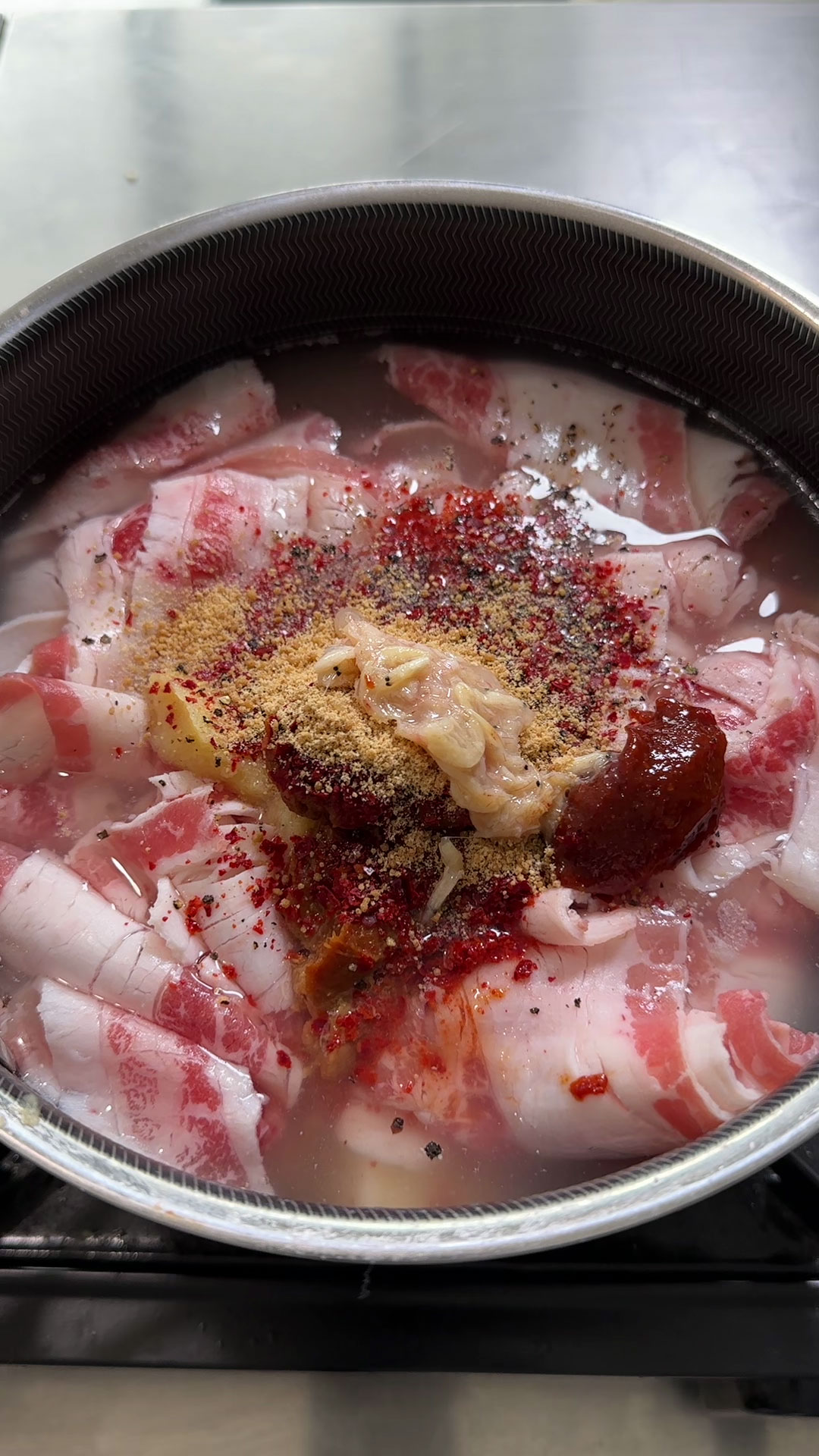 Seasoned the soup beef with Korean pantry ingredients 