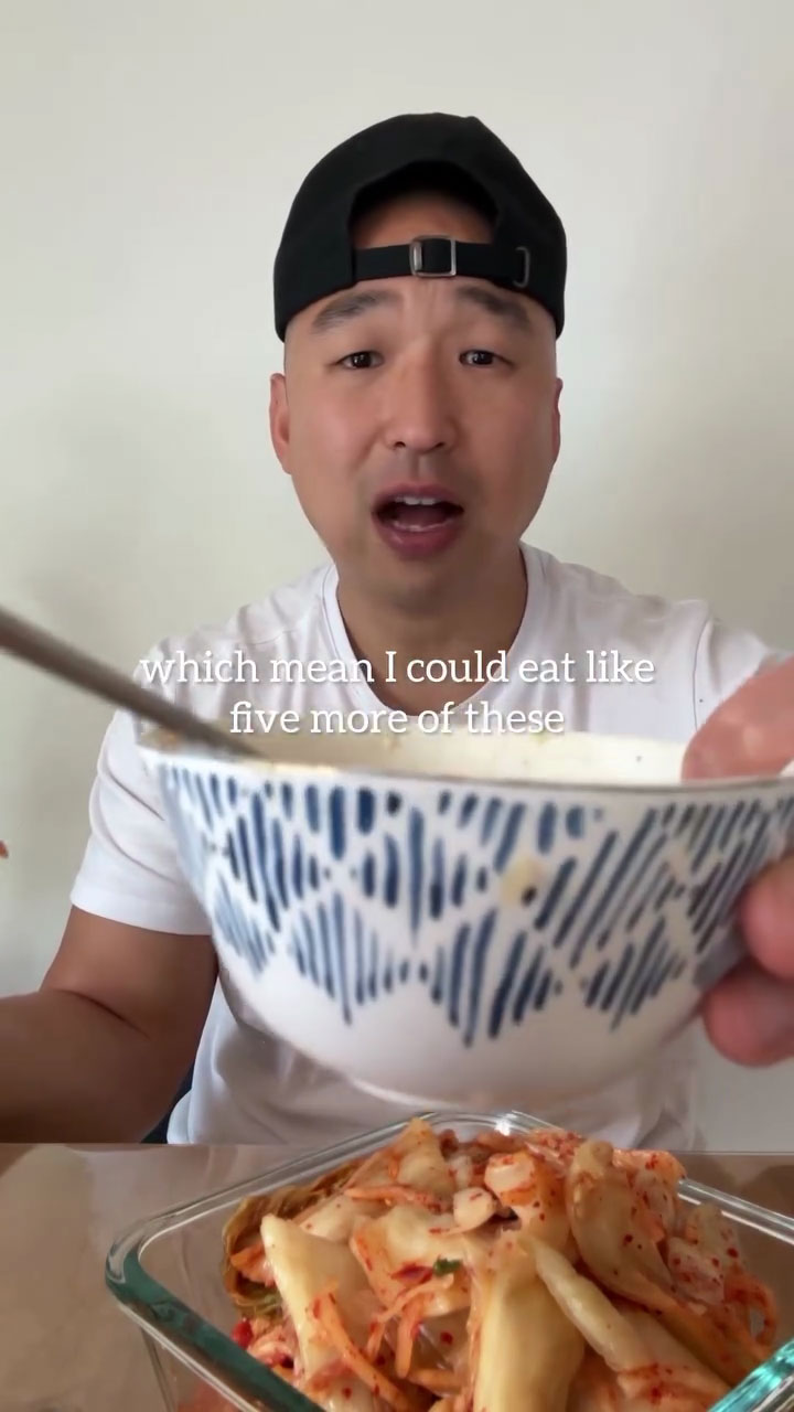 Bowl used to measure chicken fried rice 