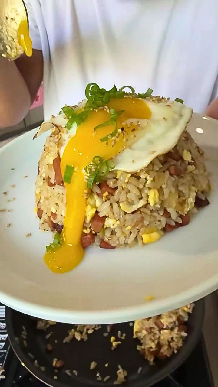 Spam Fried Rice 