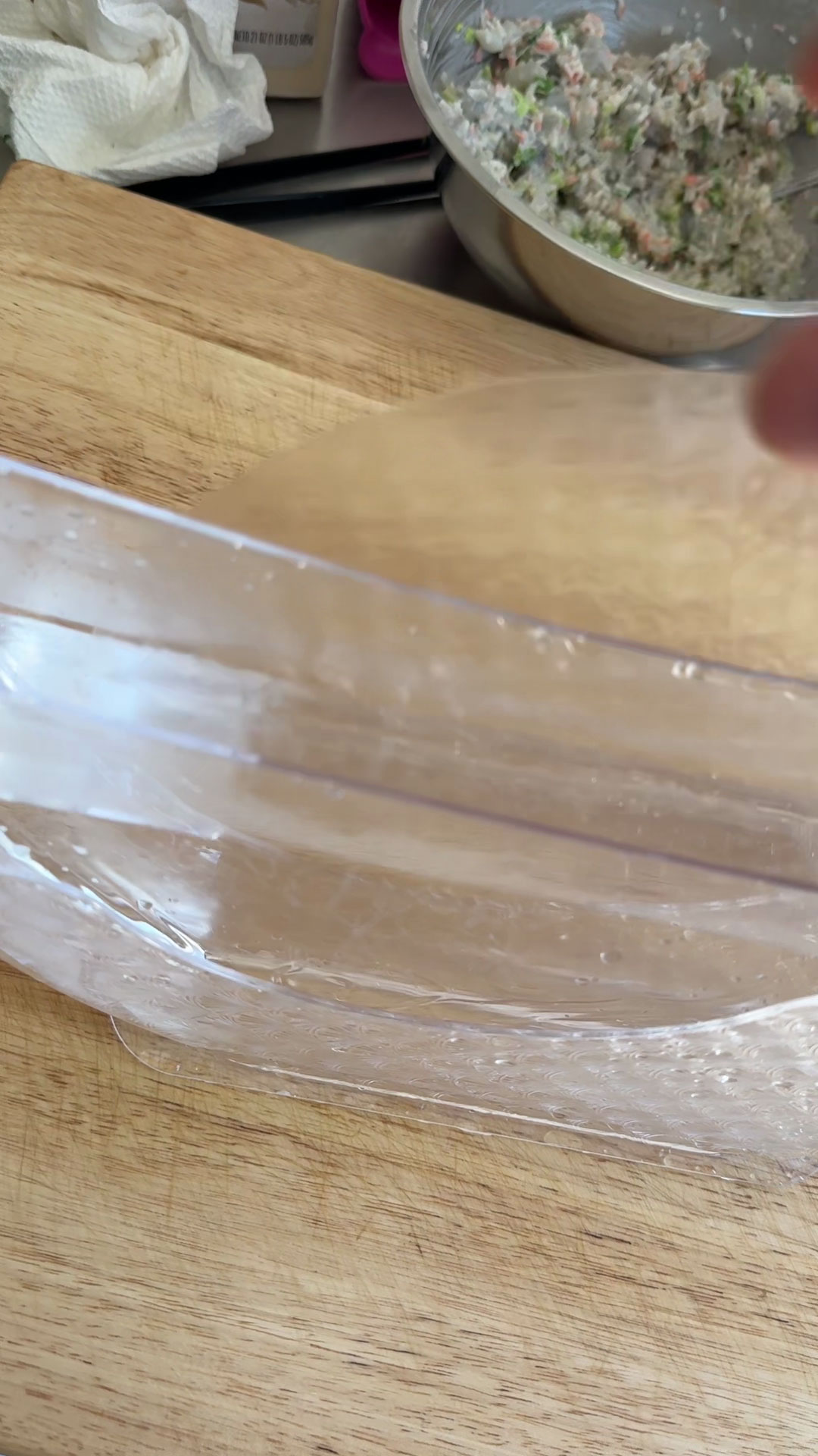 Wet the rice paper