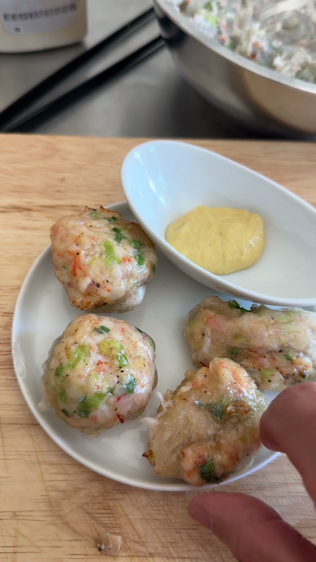 Rice paper shrimp dumplings